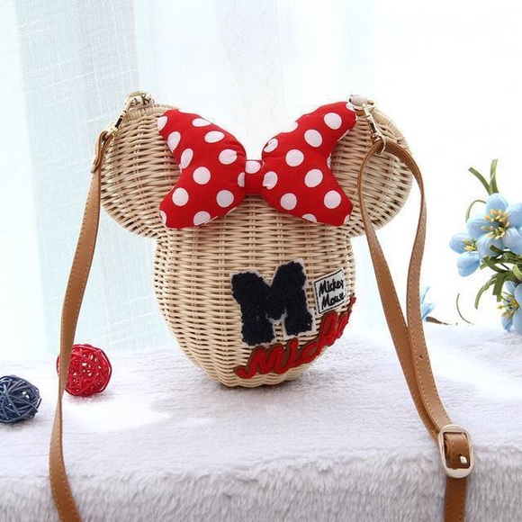 Disney Handbags - Minnie Mouse Purse
